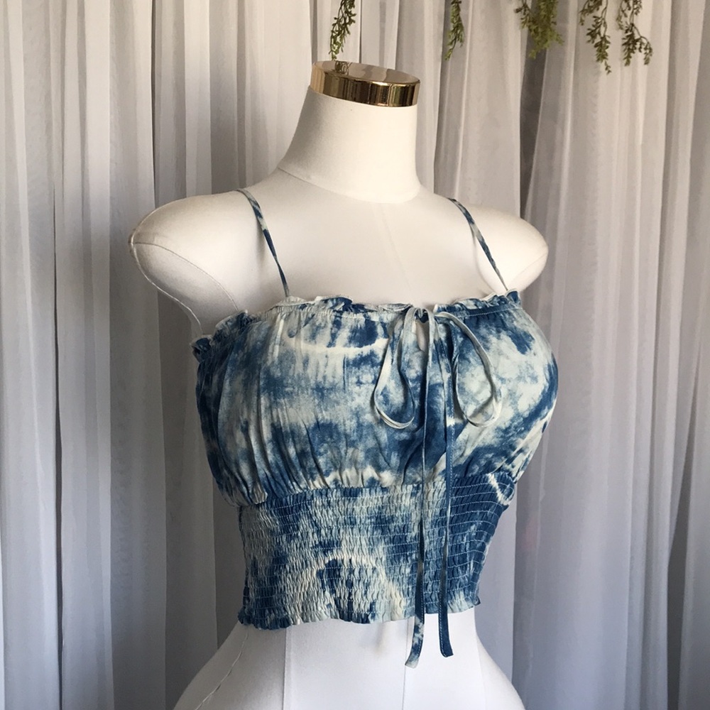 Blue Tie-Dye Front Tie Crop Top